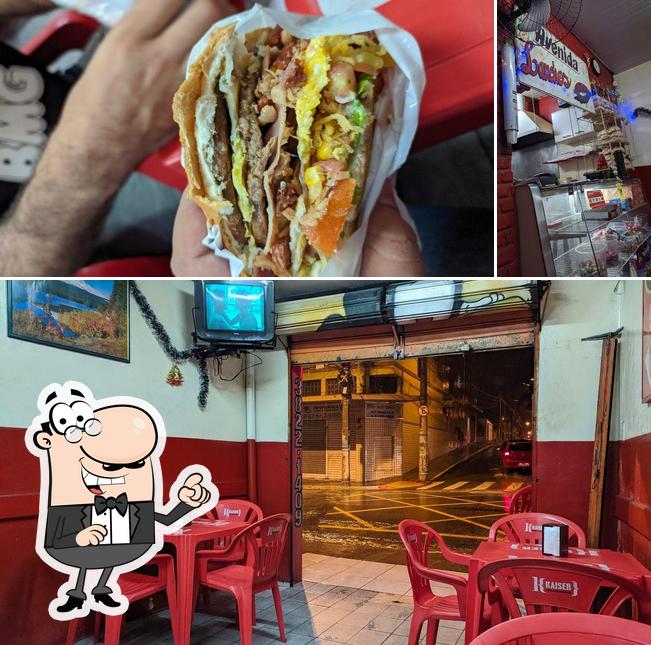 Avenida Lanches
