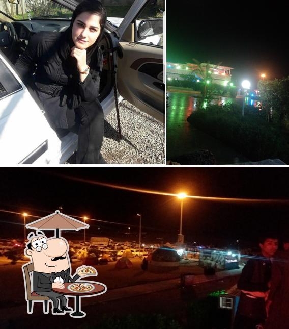 كافي شاپ دريا كنار چابهار