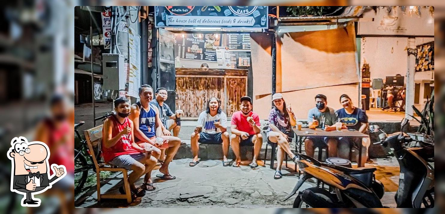Wake & Bake Cafe