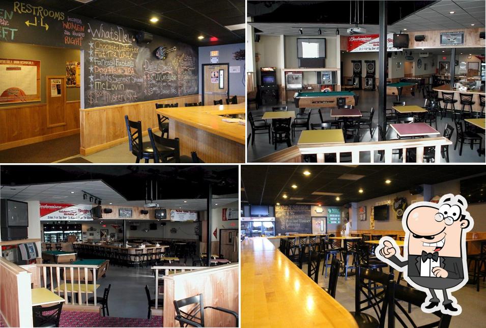 Sluggers Sports Bar & Grill