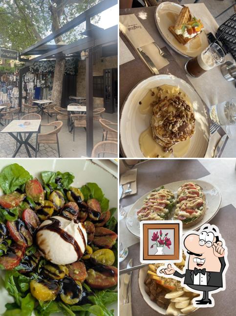 Knightail All Day Cafe Bar