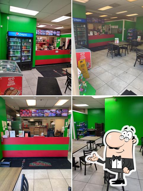Pizza Boli's