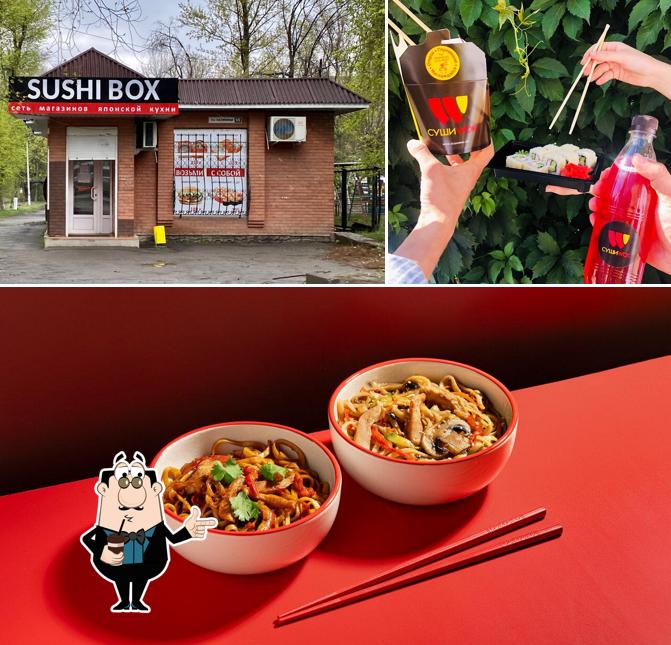 Суши Wok