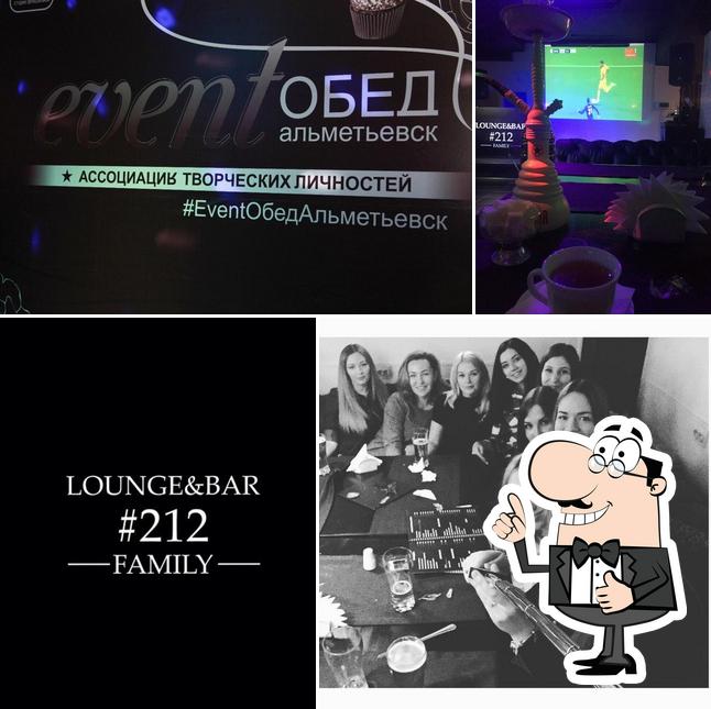 LOUNGE&BAR 212 Family