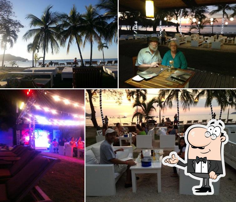 Café de Playa beach front restaurant and suites