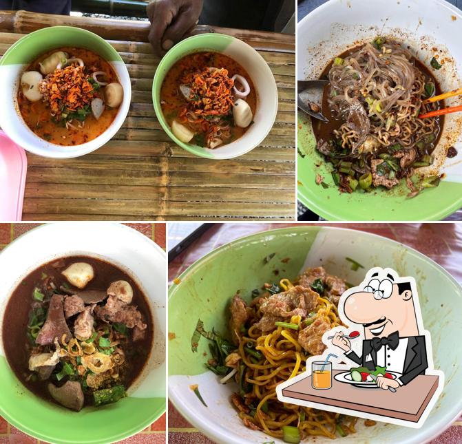 ก๋วยเตี๋ยวอยุธยา ยายเรือง