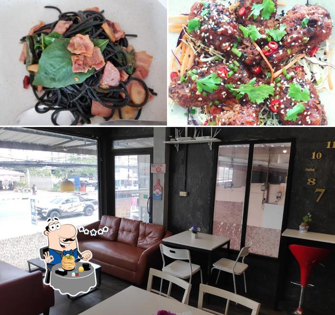 The Little Hub Cafe & Bistro
