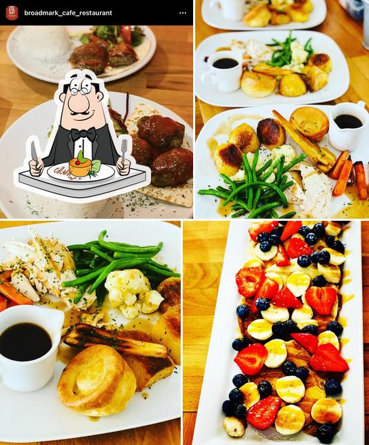 Broadmark Cafe & Bar