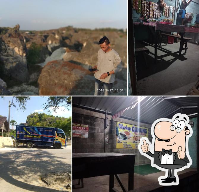 Warung Gunung Mbak Hendar