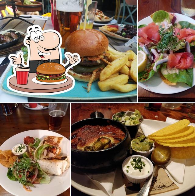 Albion Taverna