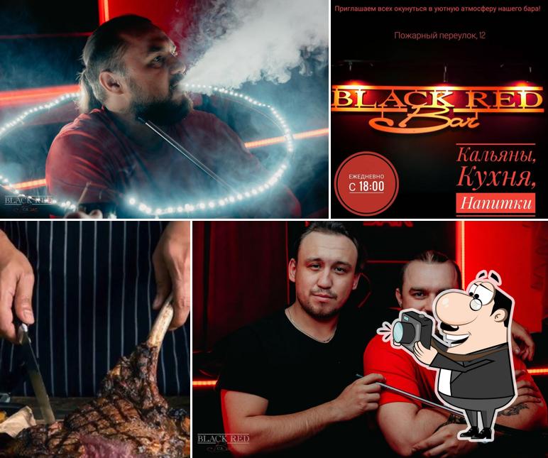 Black Red Bar