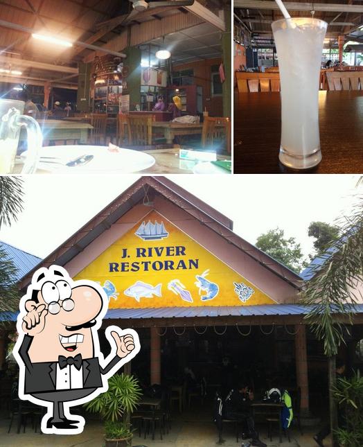 J.River Restaurant