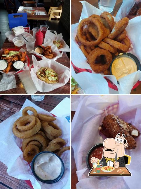 Rooster's Wings & Brew