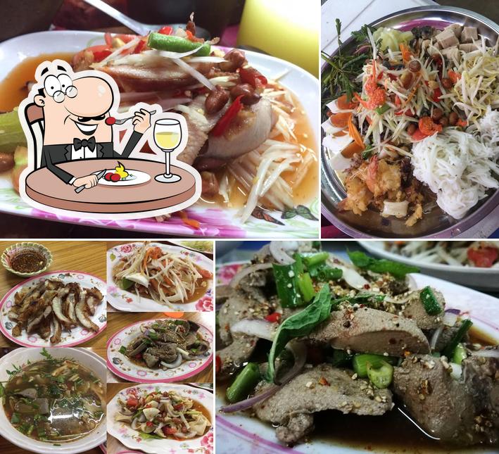 ร้านน้องเฟิสทร์ ลาบอุบล