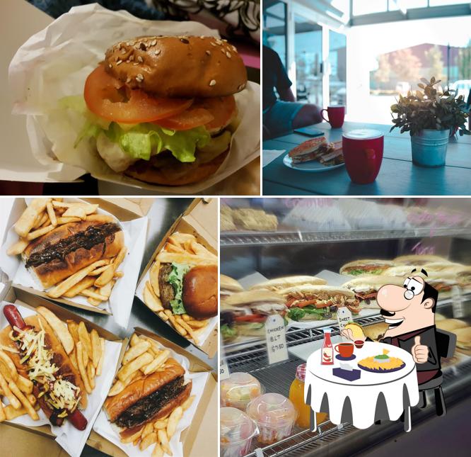 Cart 21 Cafe & Lunch Bar