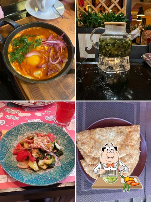 Салат из морских водорослей в "Пхалях-Хинкали"