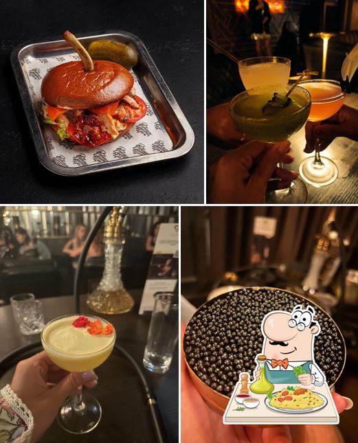 Еда в "G Lounge"