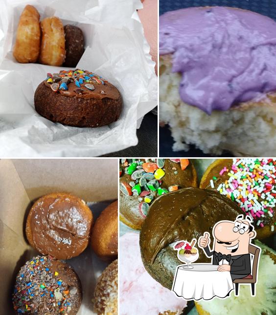 Holt's Donuts