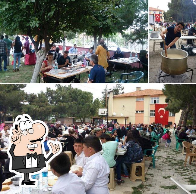 ESİN UÇAR Yemekçilik