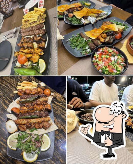 مطعم بوابة دمشق