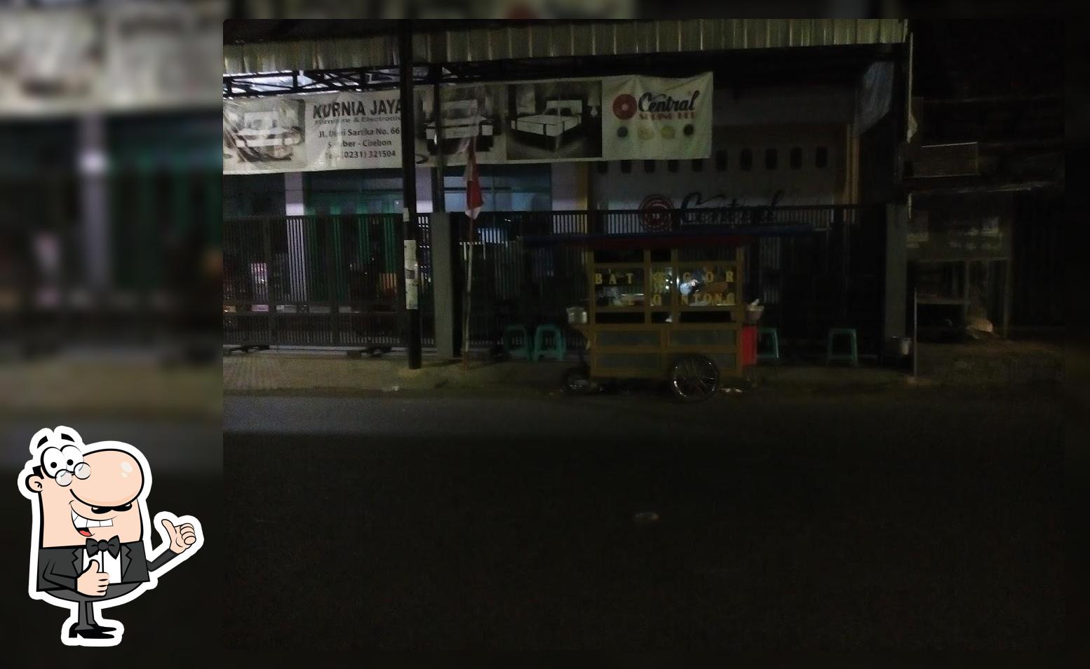 Batagor Lontong (Pak TOTO)