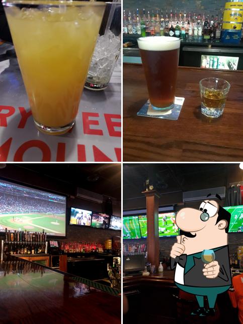Rookies Sports Bar & Grill