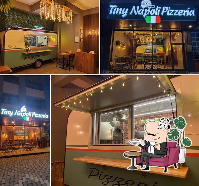 Tiny Napoli Pizzeria