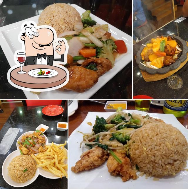 Chifa Hong Yi - Comida Oriental