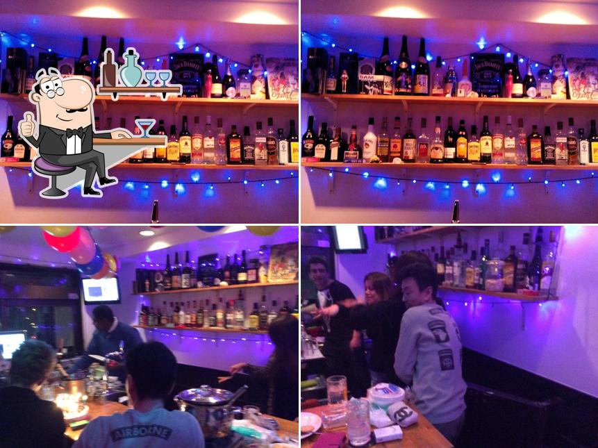 Bar CRYSTAL