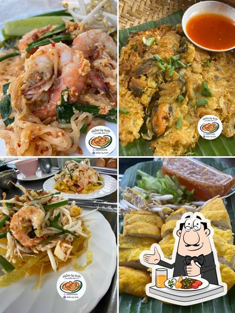 ผัดไทย by Saila