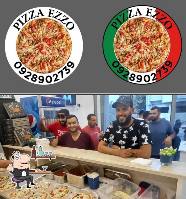 بيتزا عزو