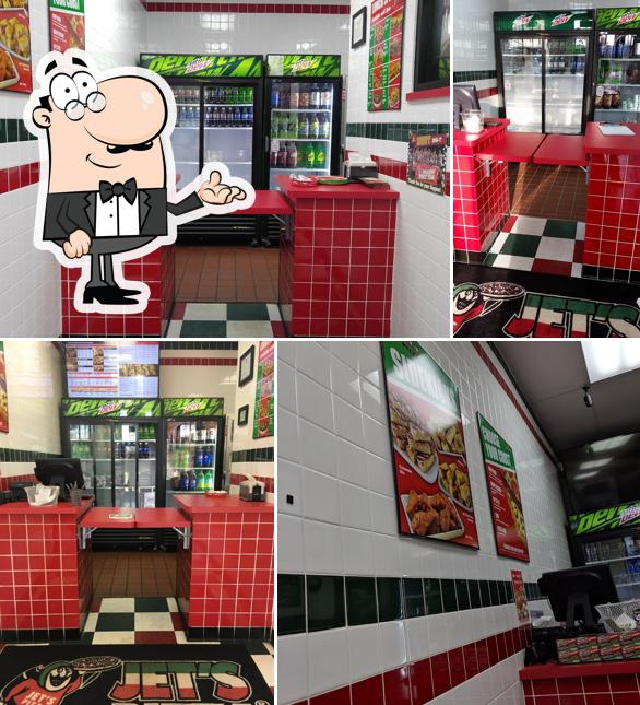 Jet's Pizza