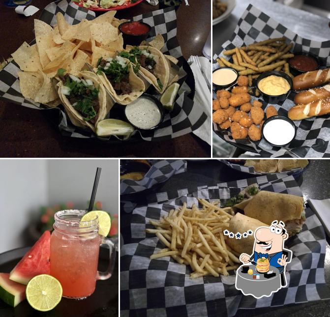 Louie's Grill & Bar