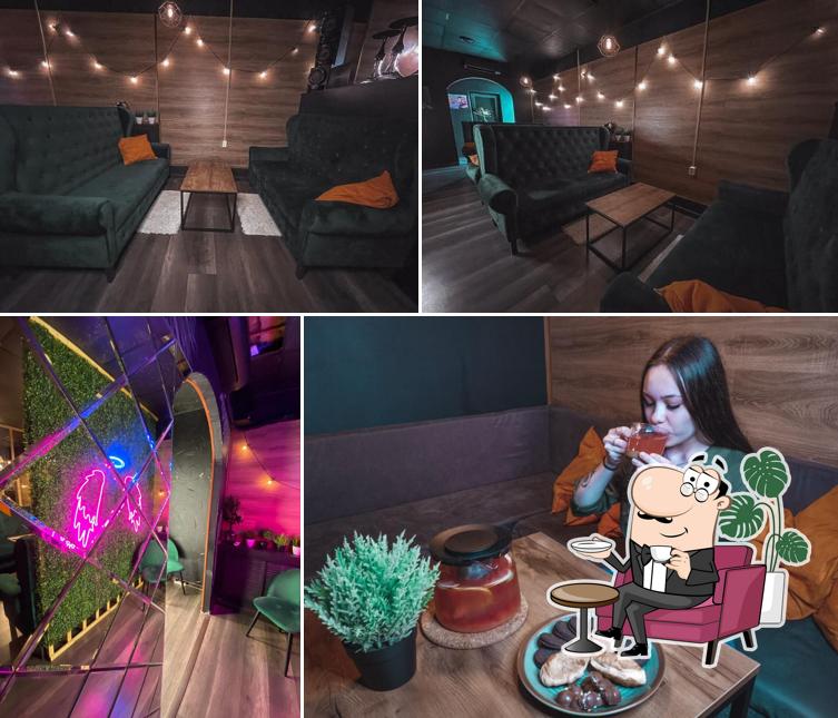 P. S Lounge Bar