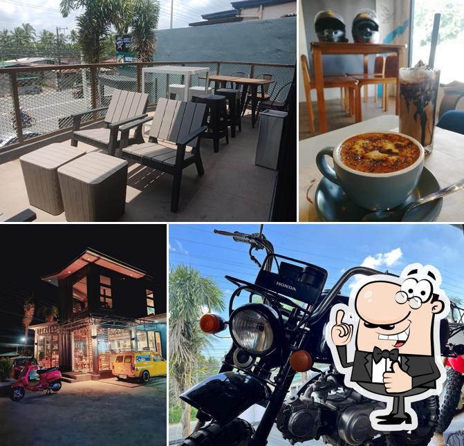 MINI Garahe Cafe