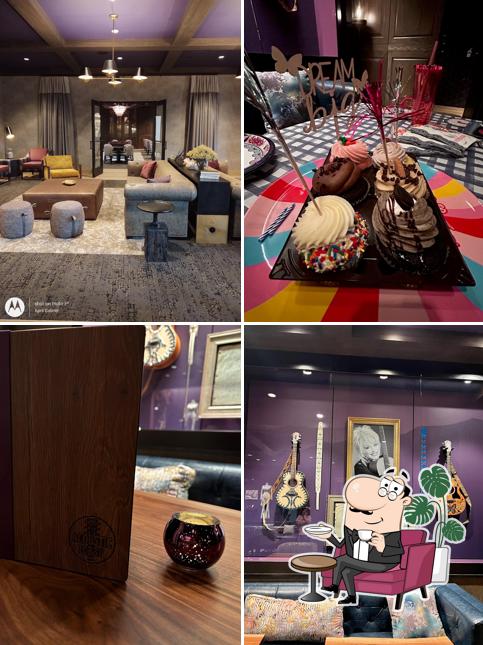 Acoustic Lobby