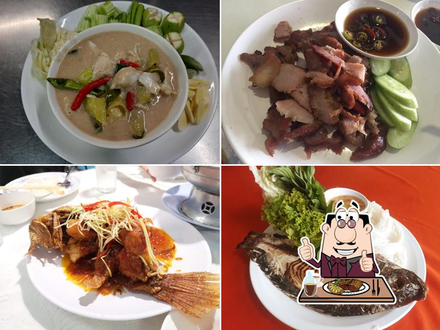 Kwan Damnoen Restaurant