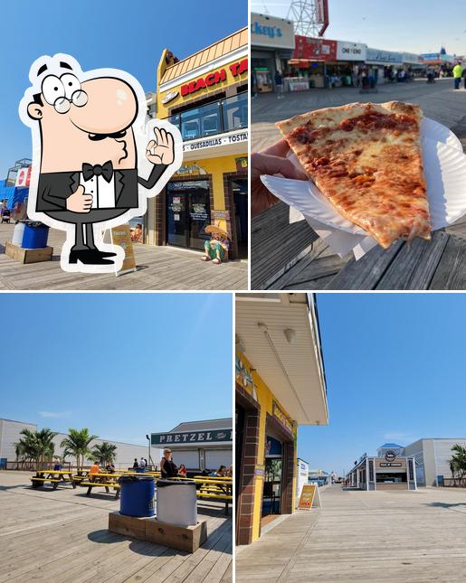 3 Brothers From Italy Pizza