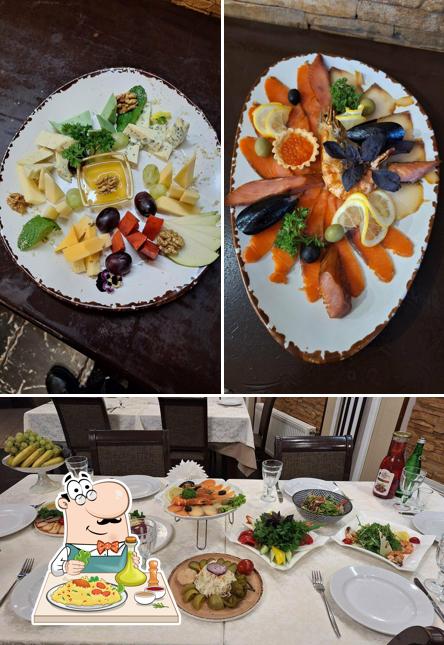 В Апрель есть еда, внутреннее оформление и многое другое