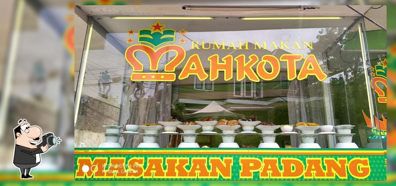 Rm.Padang Mahkota