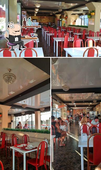 Забронируйте столик в "Столовая"