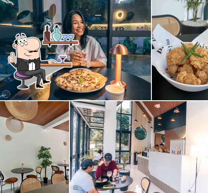MIXED Destination Café