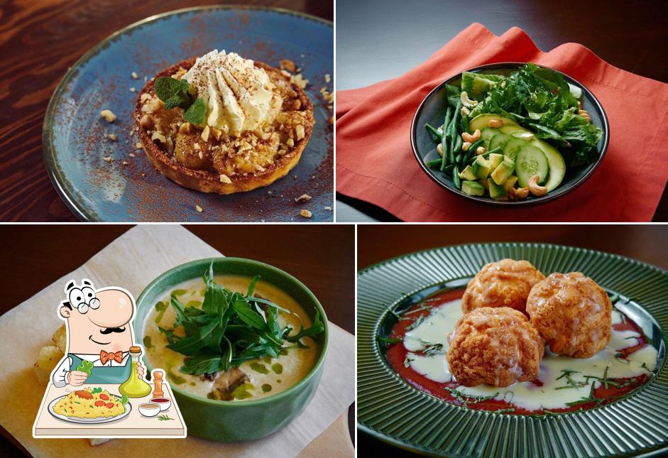 Еда в "Кафе Терраса"