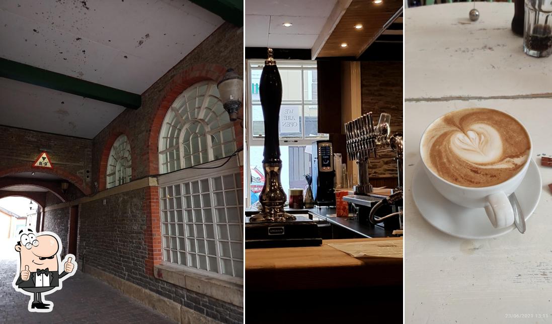 Town Hall Cafe Deli