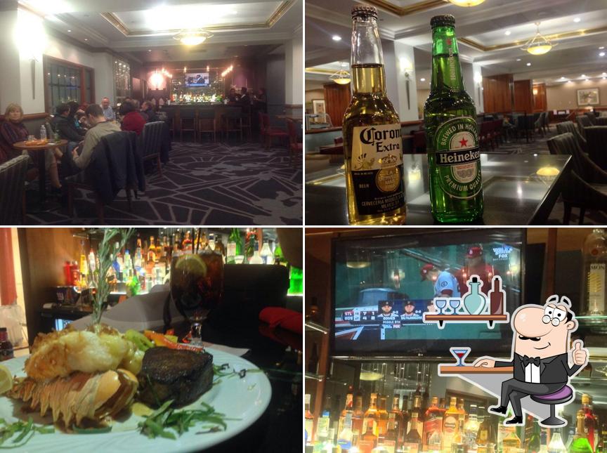 Riverview Lounge