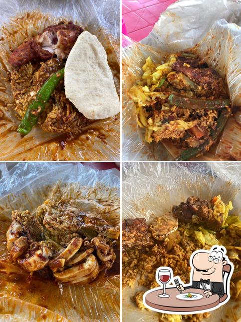 Nasi Royale JB