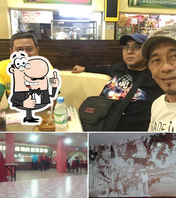 Warung Wakomo