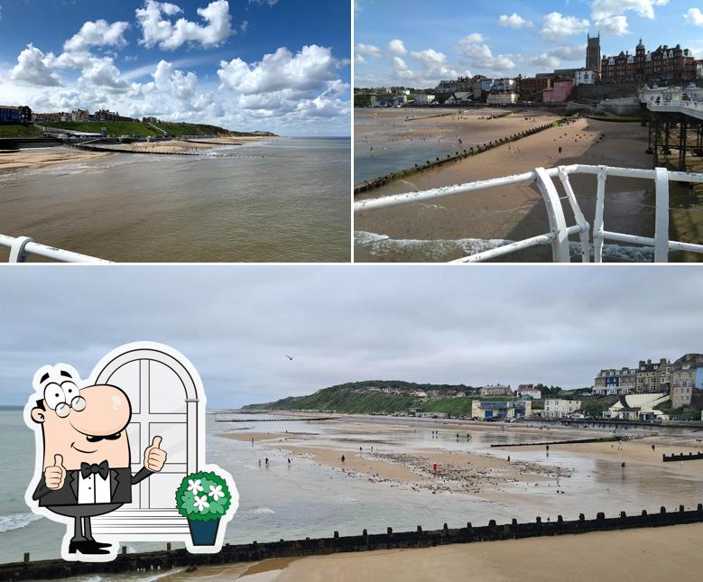 Cromer Pier Pavilion Bar