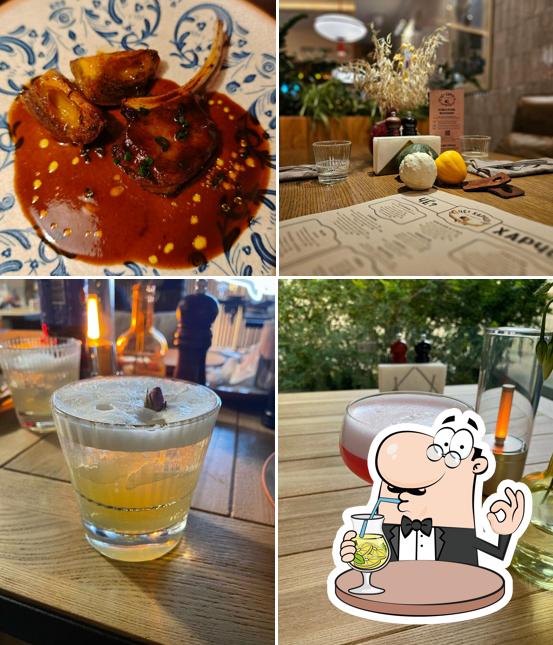 Помимо прочего, в Чё? Харчо! есть напитки и еда