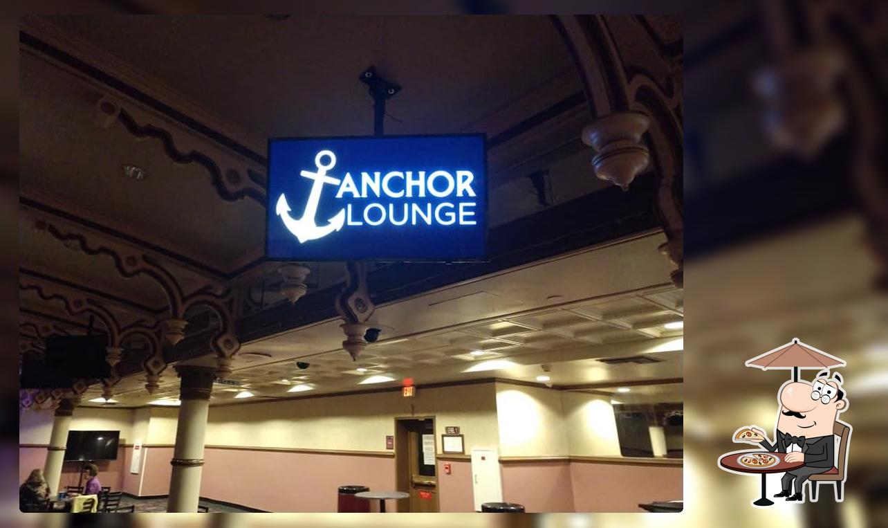Windsor Lounge